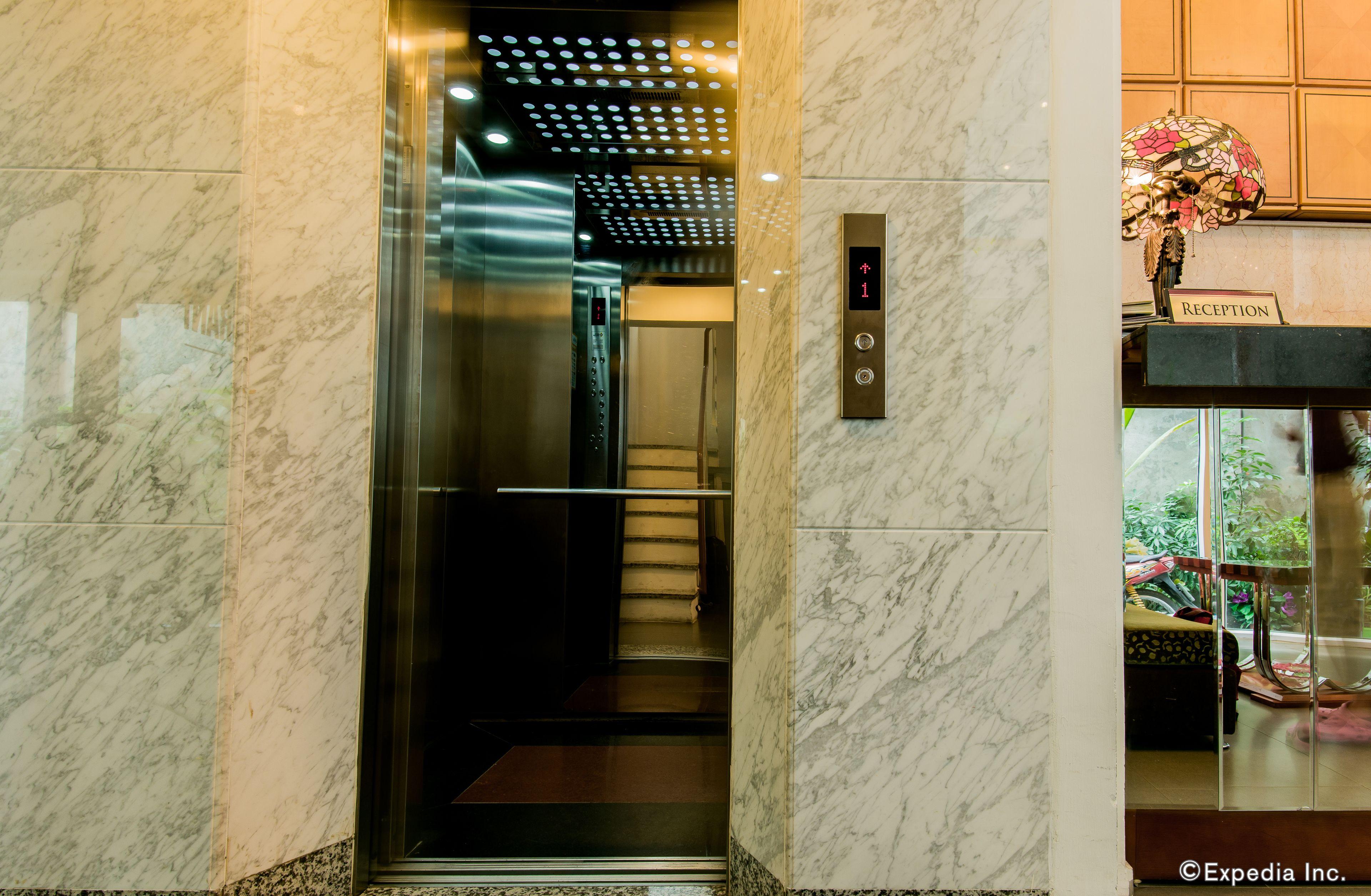 Hanoi Golden Sunshine Villa Hotel And Travel, Hanoi